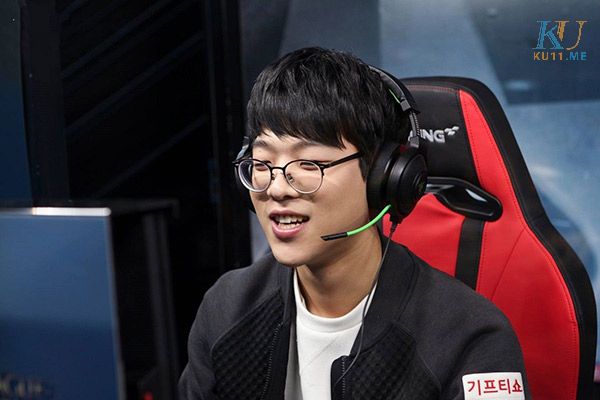 Smeb - Game thủ một thời nổi tiếng toàn cầu